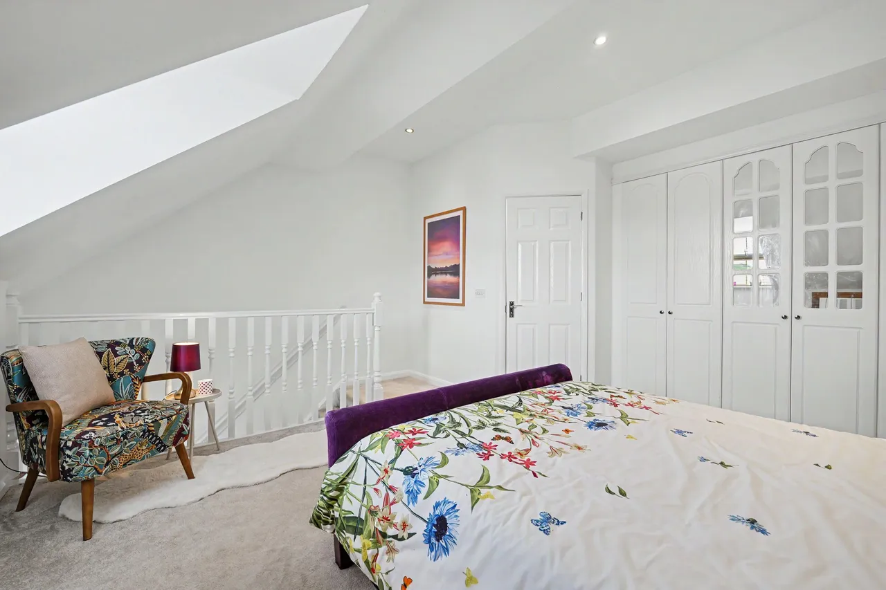 Weare Close, Billesdon, LE7, photo 9