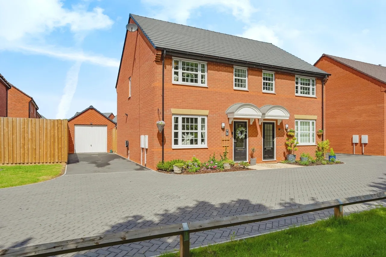 3 bed house for sale, Wharf Drive, Newport, TF10