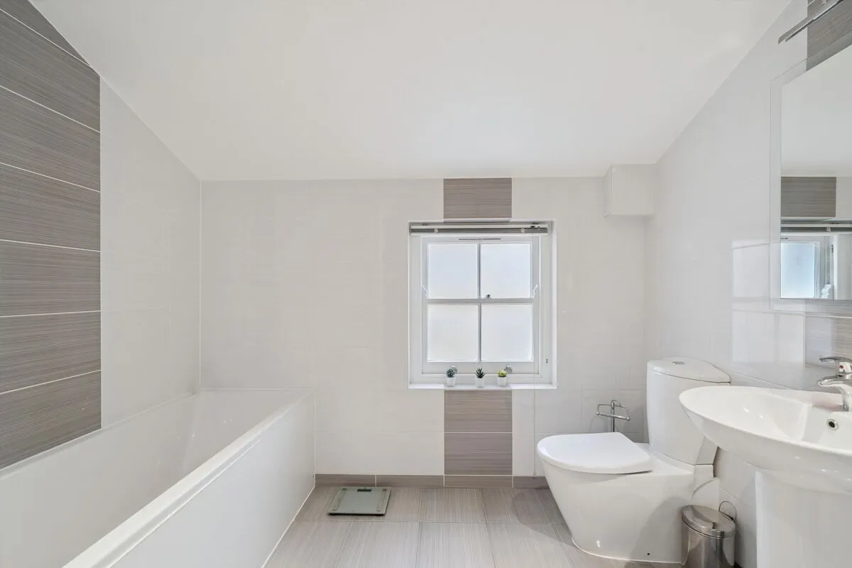 Tunley Road, London, SW17, photo 10