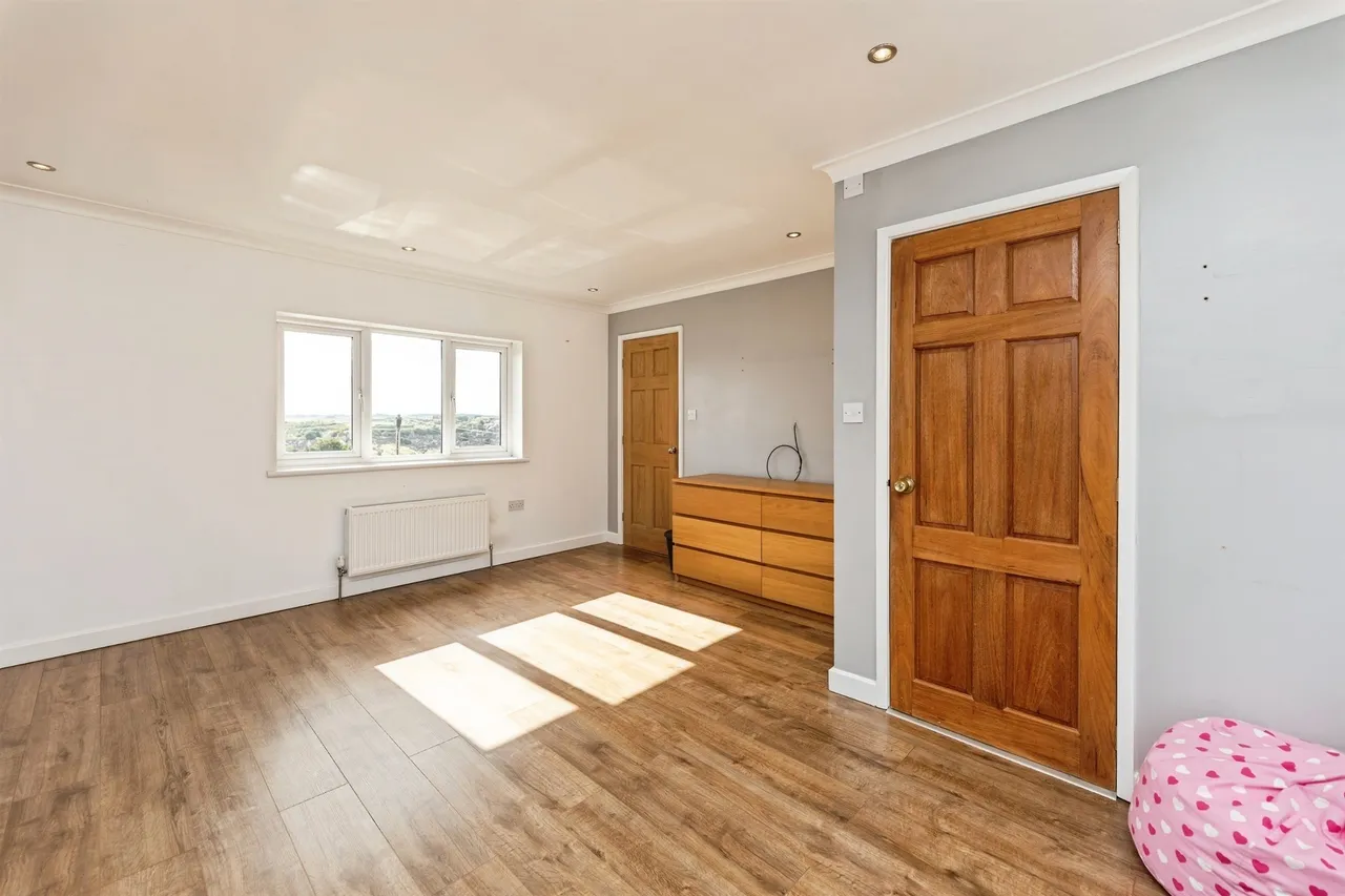 Hacking Lane, South Elmsall, PONTEFRACT, photo 12