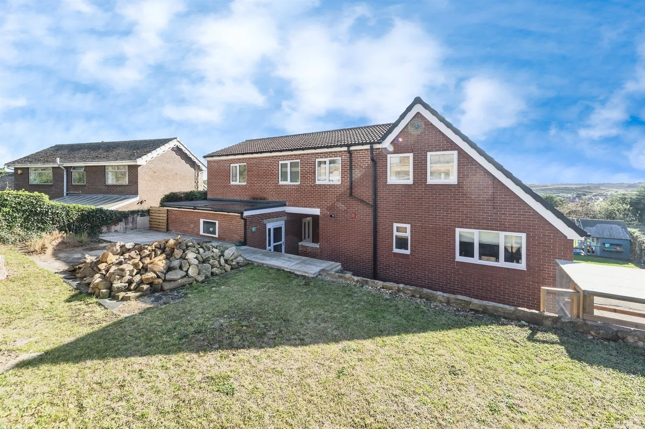 Hacking Lane, South Elmsall, PONTEFRACT, photo 2