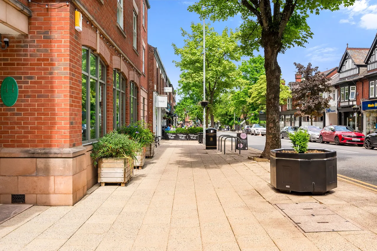 Library Place, Alderley Edge, photo 10