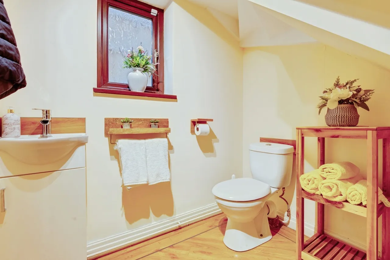 Barnside Court, Liverpool, L16, photo 12