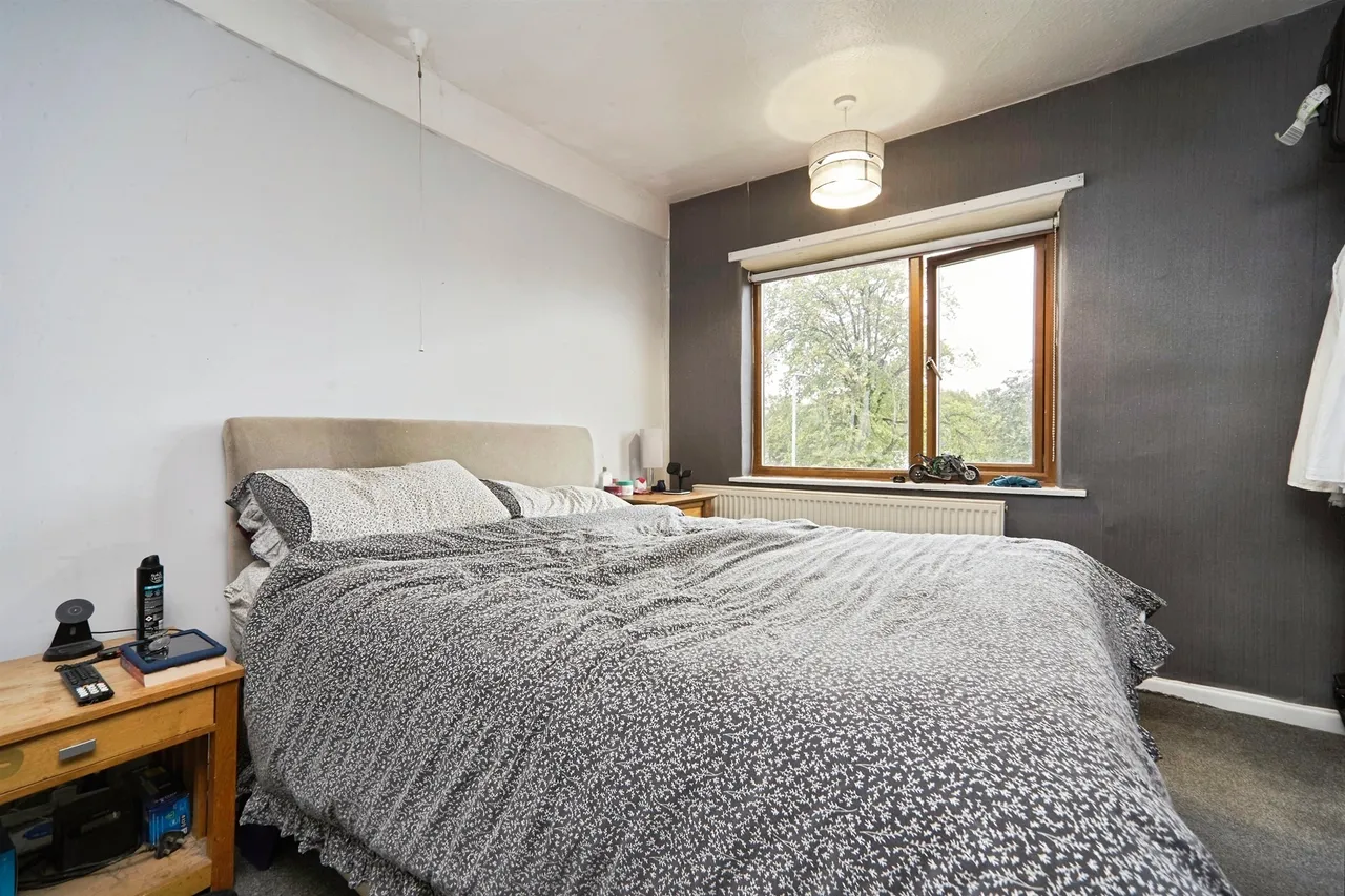 Salmon Crescent, Horsforth, LS18, photo 8