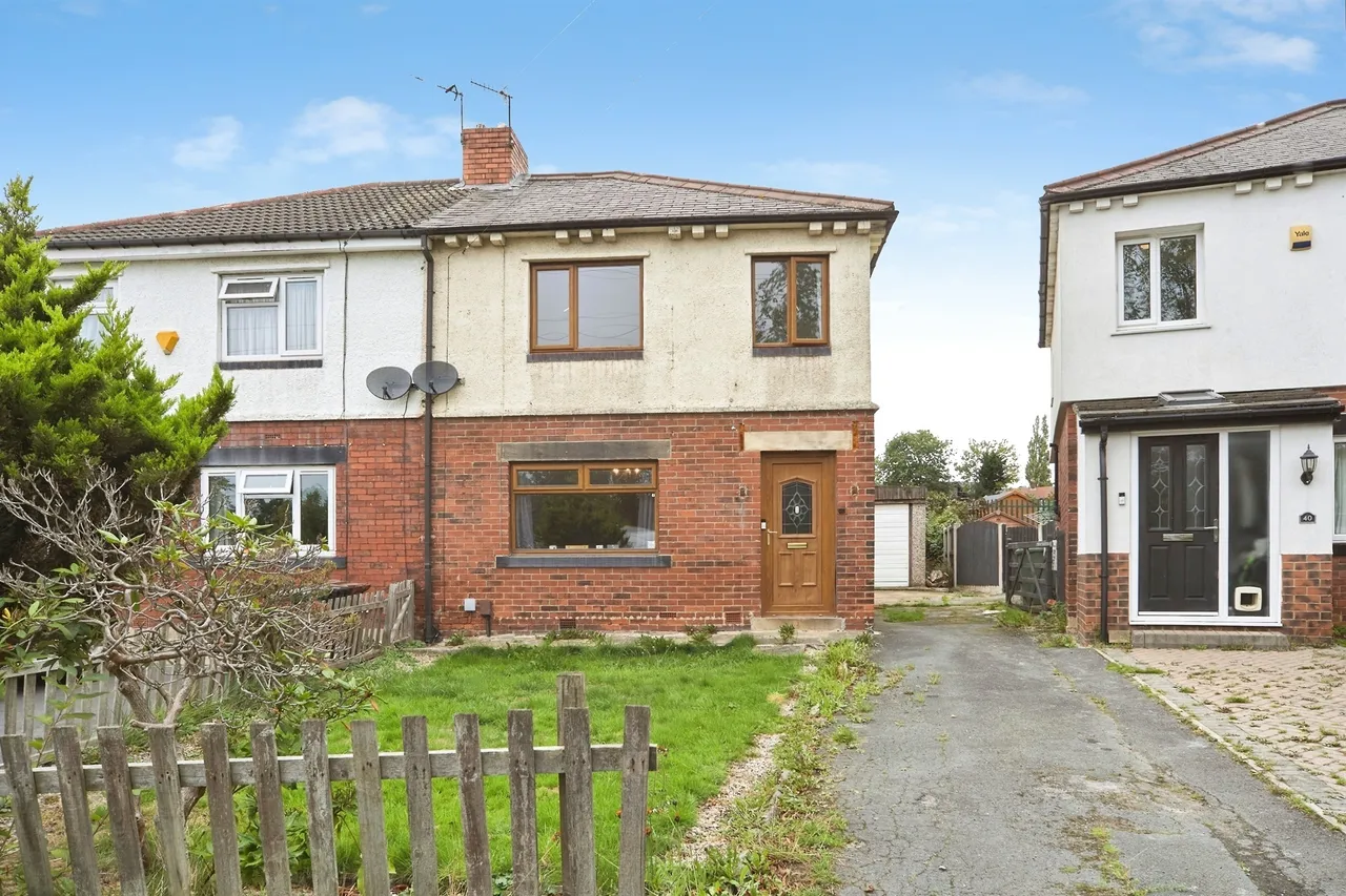 Salmon Crescent, Horsforth, LS18, photo 14