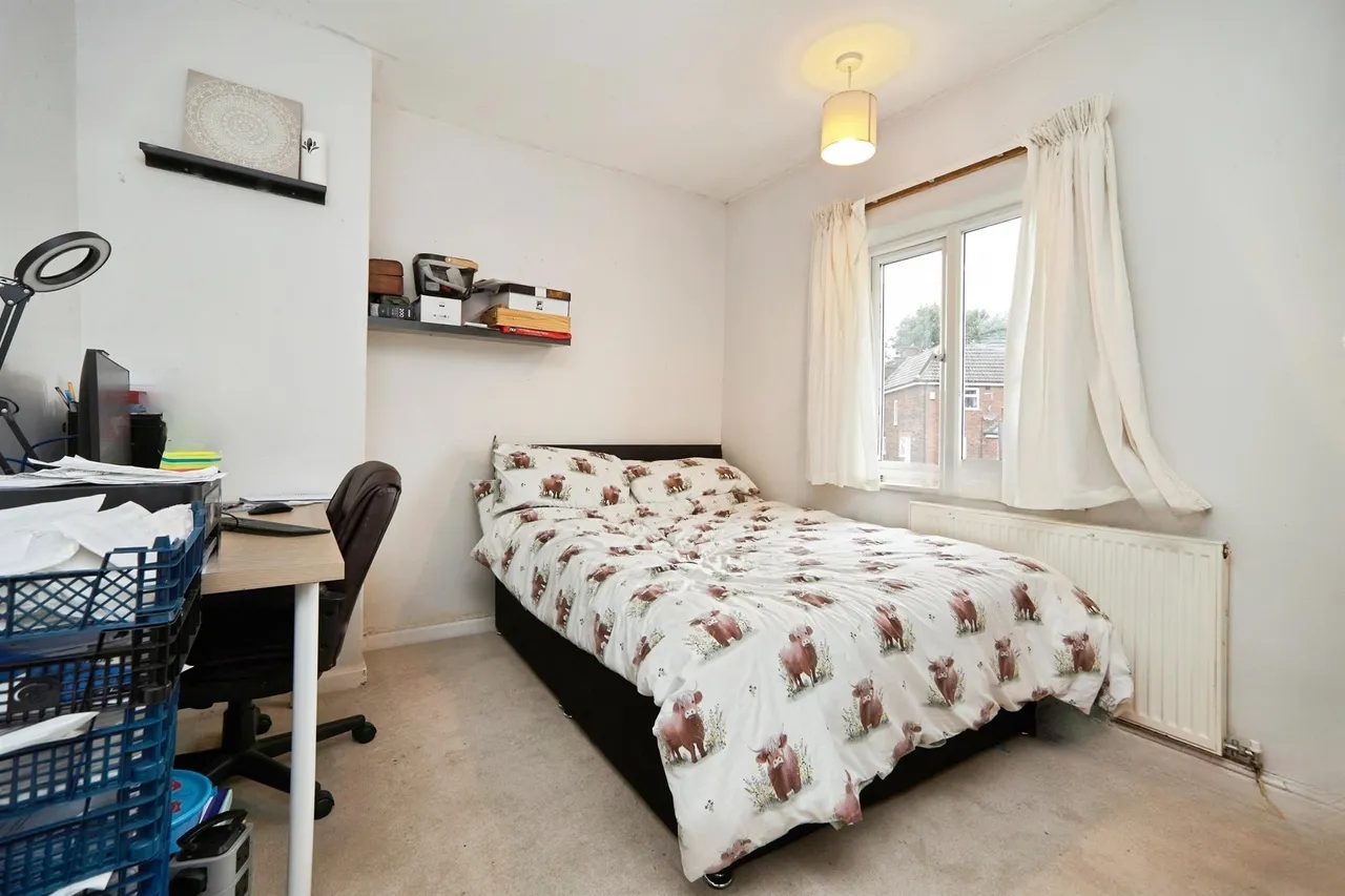 Salmon Crescent, Horsforth, LS18, photo 10