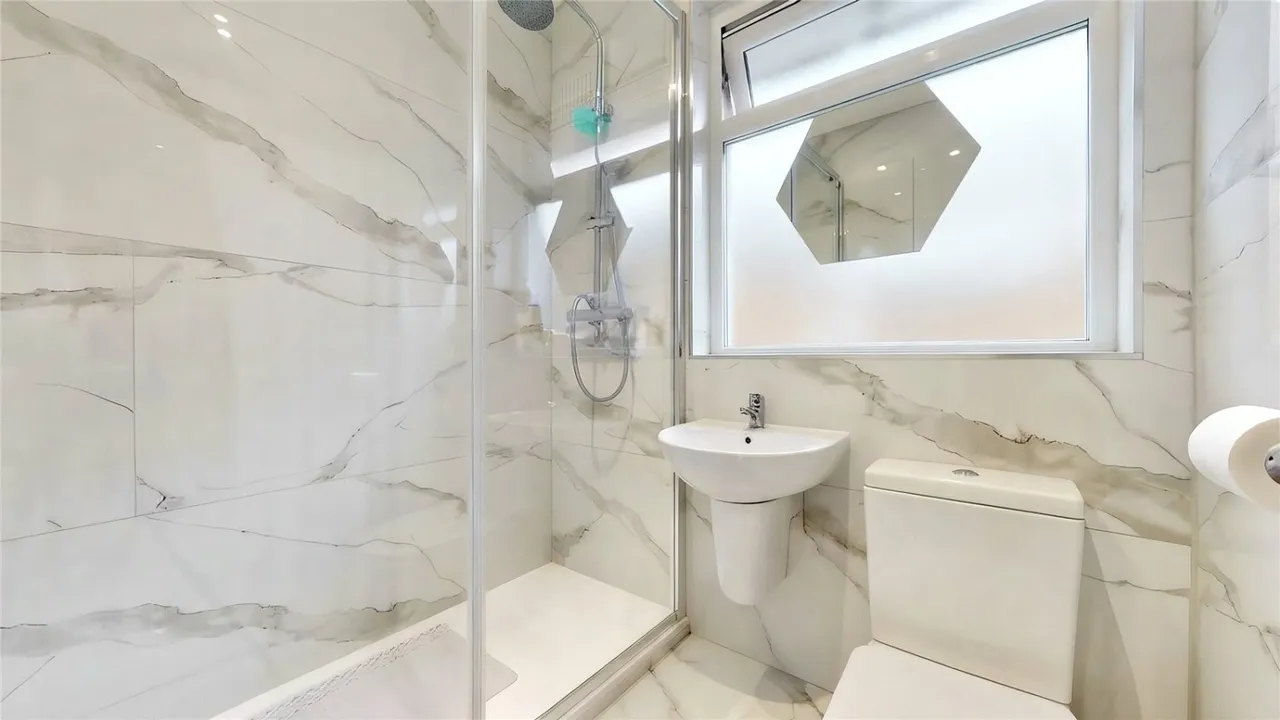 Barnhill Road, Wembley, HA9, photo 7