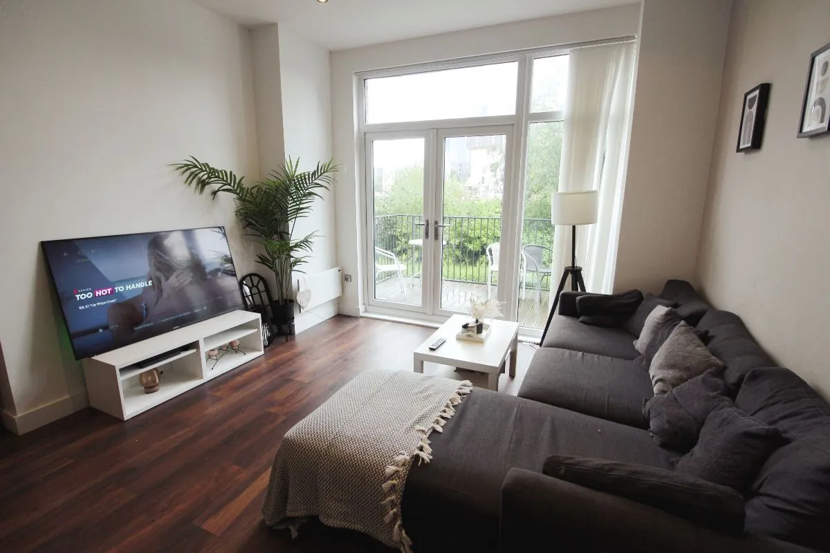 2 bed flat for sale — Ordsall Lane, Salford, Lancashire, M5 4XT