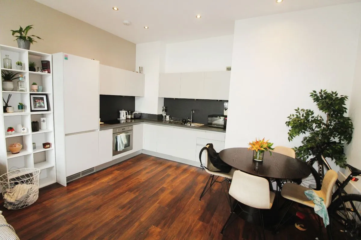 Ordsall Lane, Salford, Lancashire, M5 4XT, photo 5