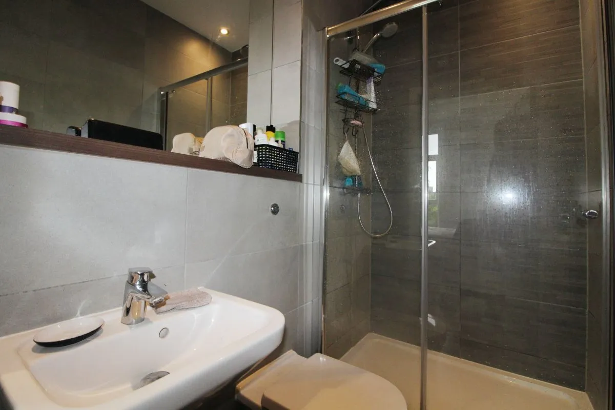Ordsall Lane, Salford, Lancashire, M5 4XT, photo 8