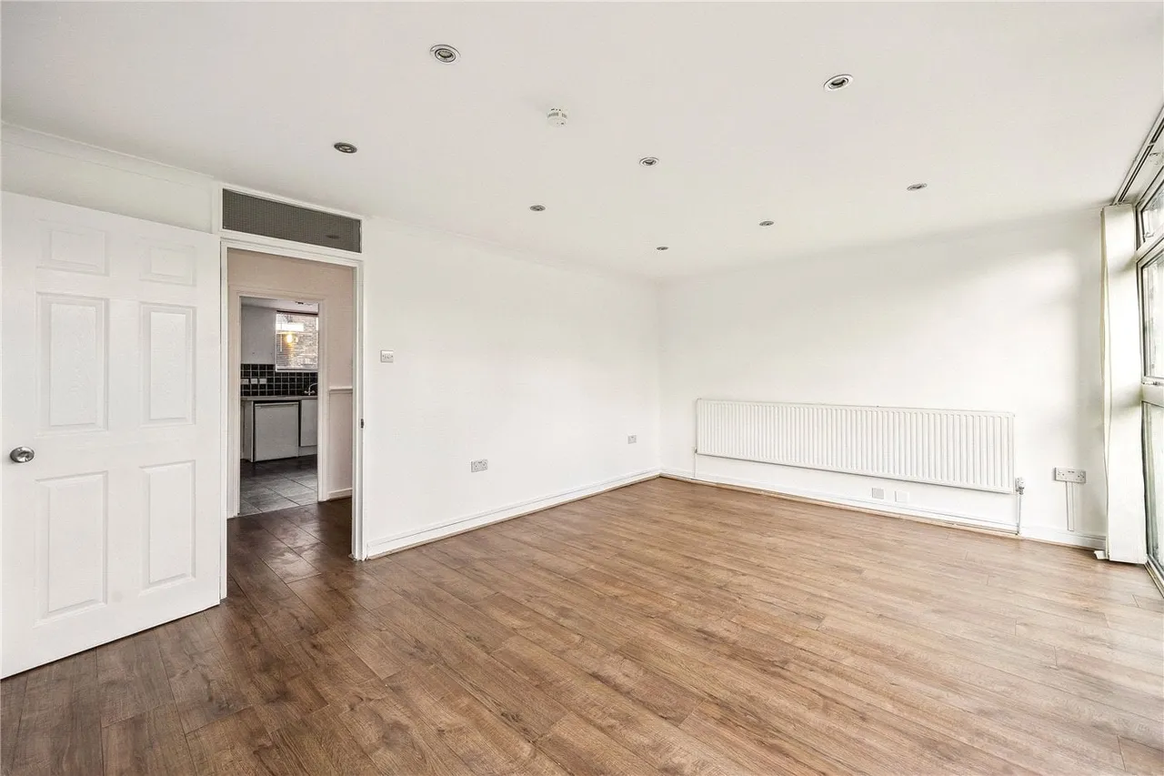Bodley Manor Way, London, SW2, photo 4