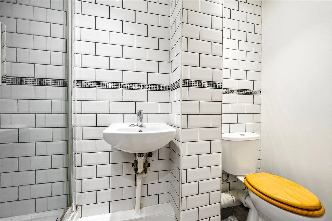 Bodley Manor Way, London, SW2, photo 11