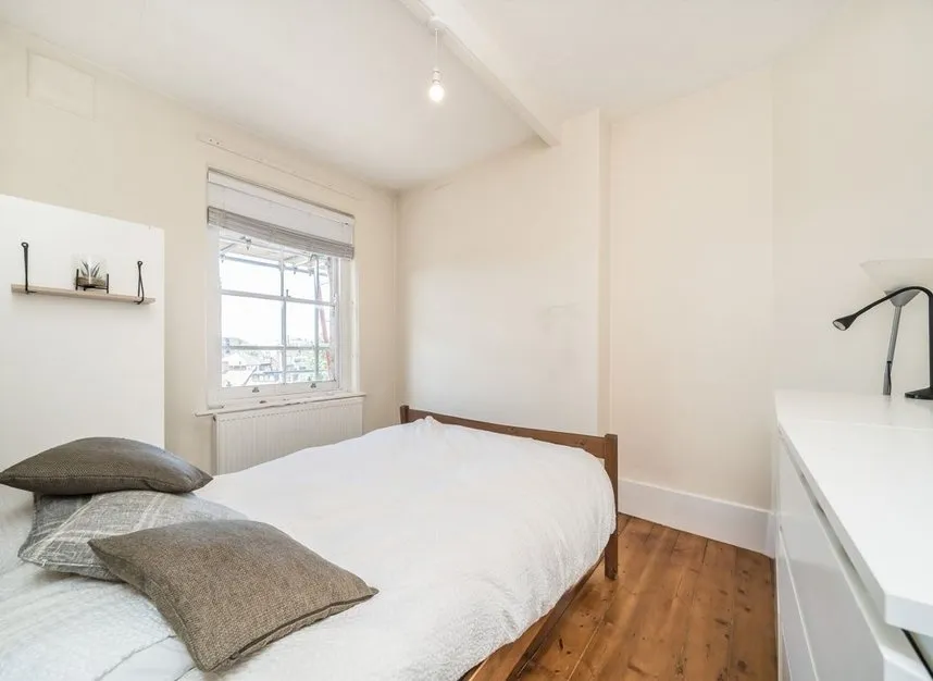 Brett Road, Hackney Central, E8, photo 7