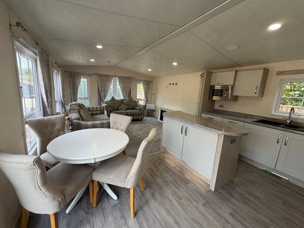 Lower Icknield Way, Princes Risborough, HP27, photo 2