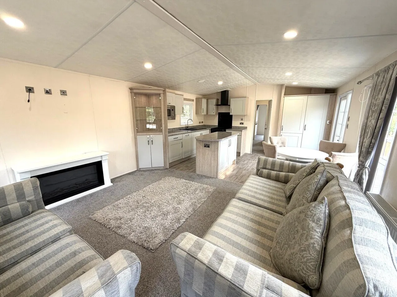 Lower Icknield Way, Princes Risborough, HP27, photo 6