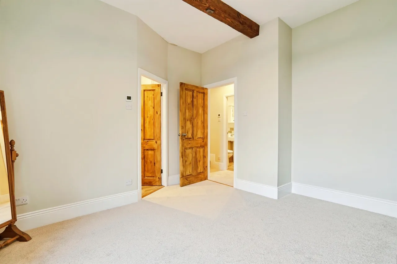 Hebden Bridge Road, Oxenhope, Keighley, photo 12