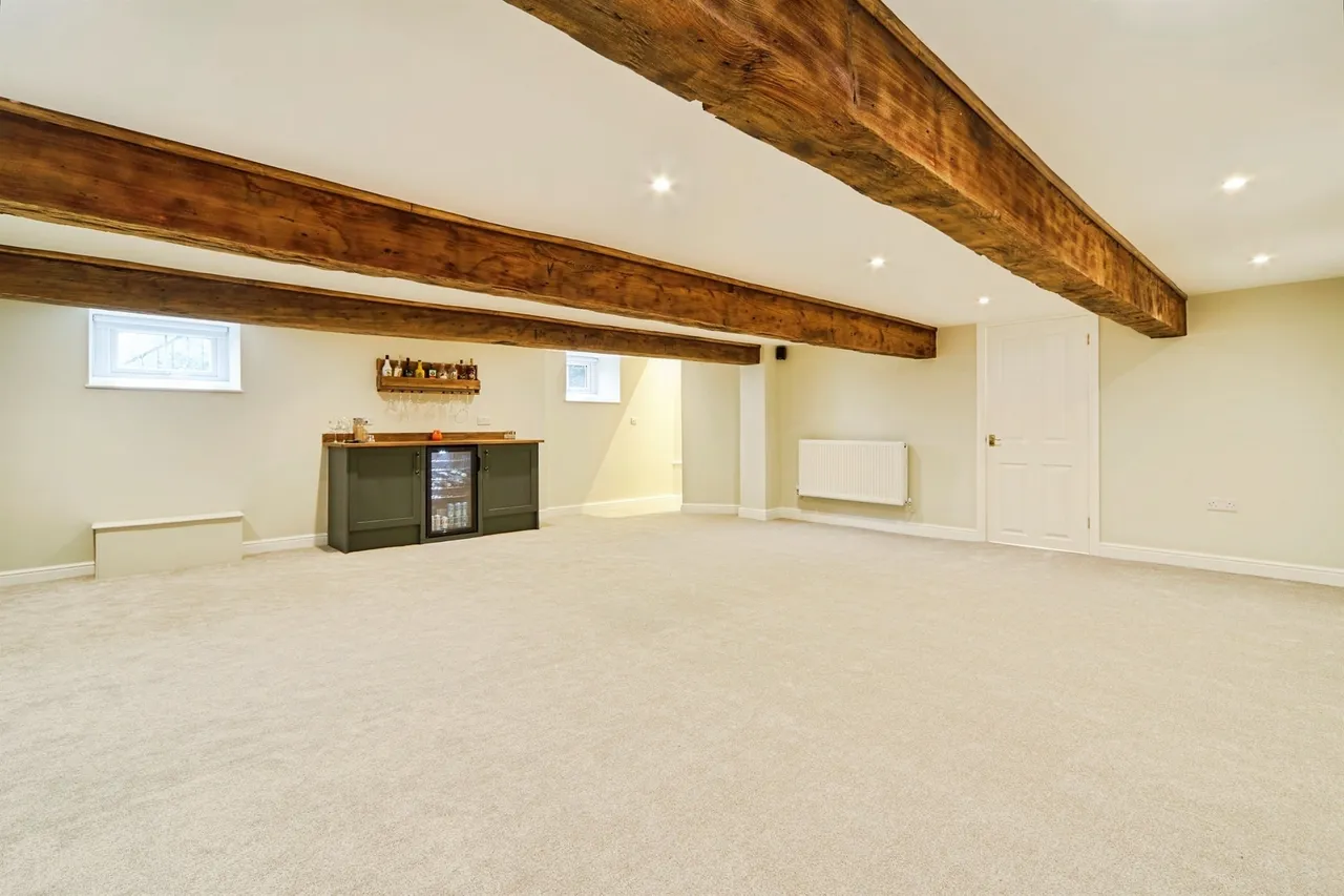 Hebden Bridge Road, Oxenhope, Keighley, photo 8