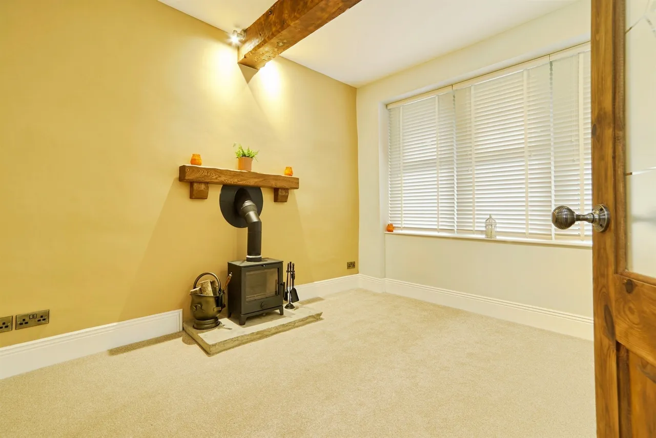 Hebden Bridge Road, Oxenhope, Keighley, photo 5