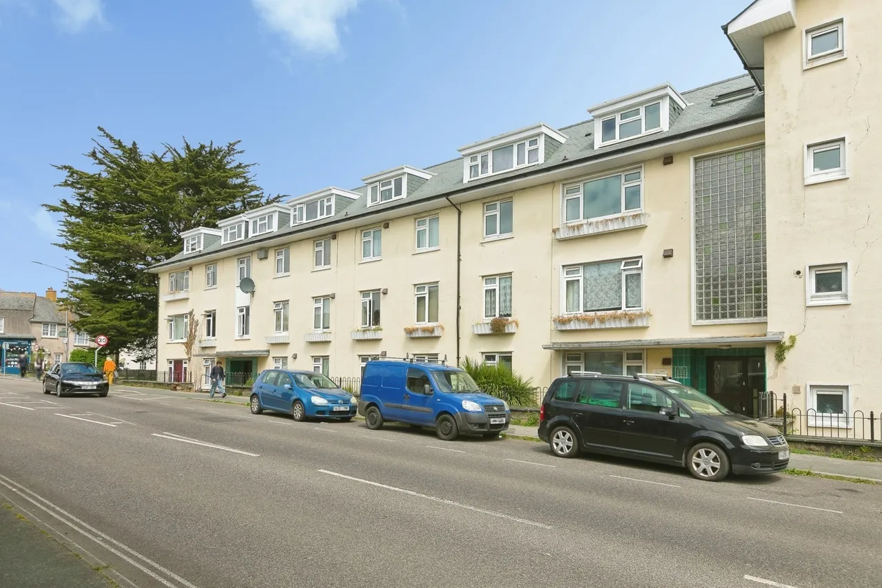 St. Clare Street, Penzance, TR18, photo 11