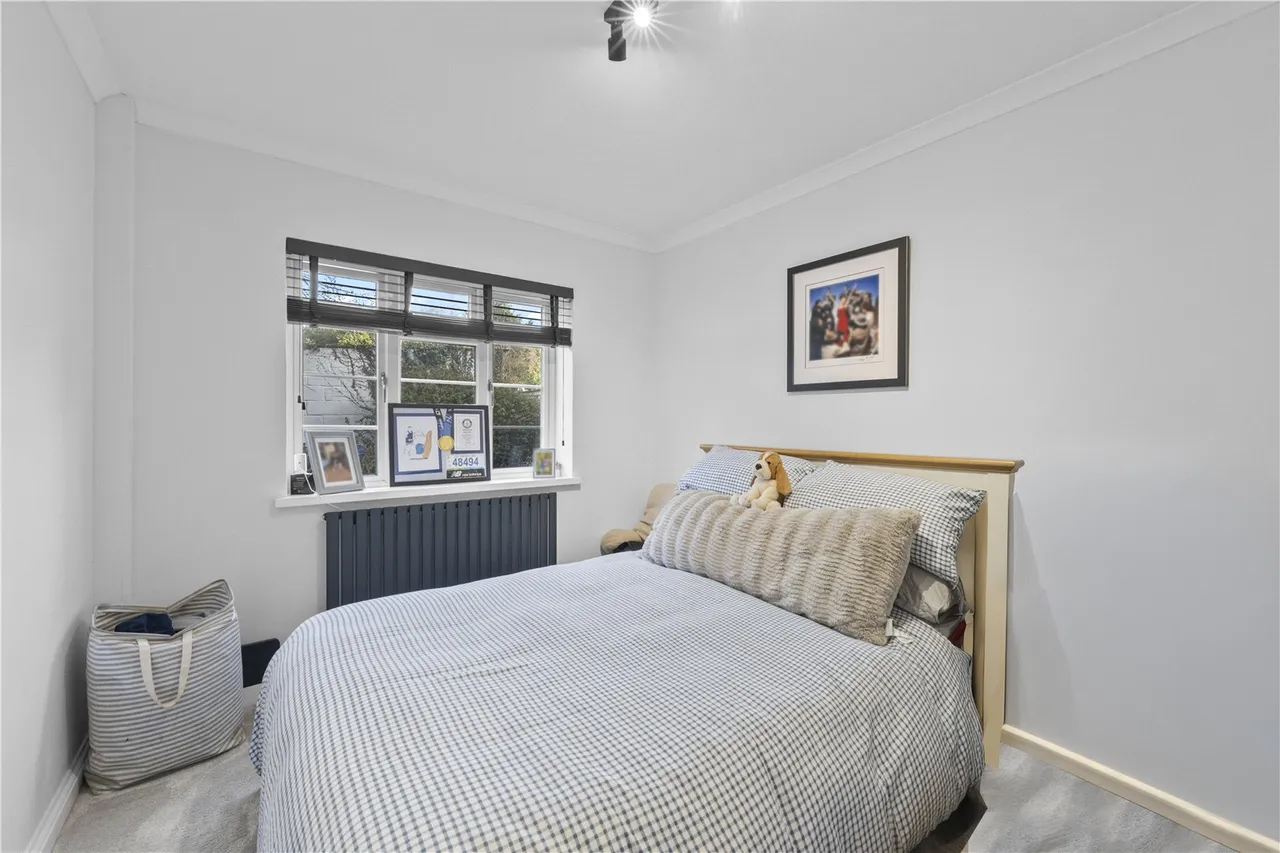 Arlington Lodge, Monument Hill, Weybridge, KT13 8RD, photo 6
