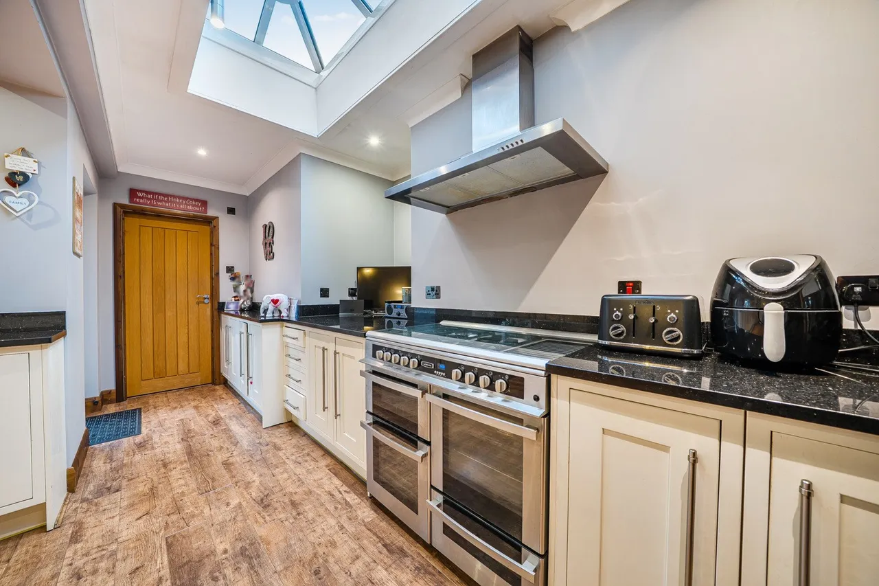Eton Road, BR6, photo 5
