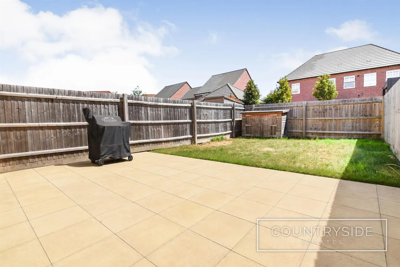 Lowlands Road, Hullbridge, Hockley, photo 4
