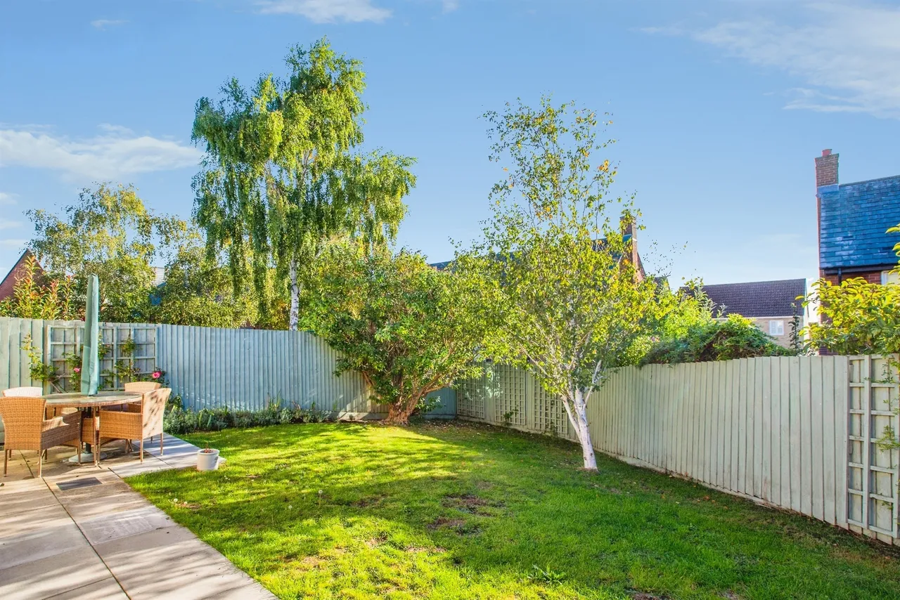 Bucksherd Close, Great Cambourne, CB23, photo 13