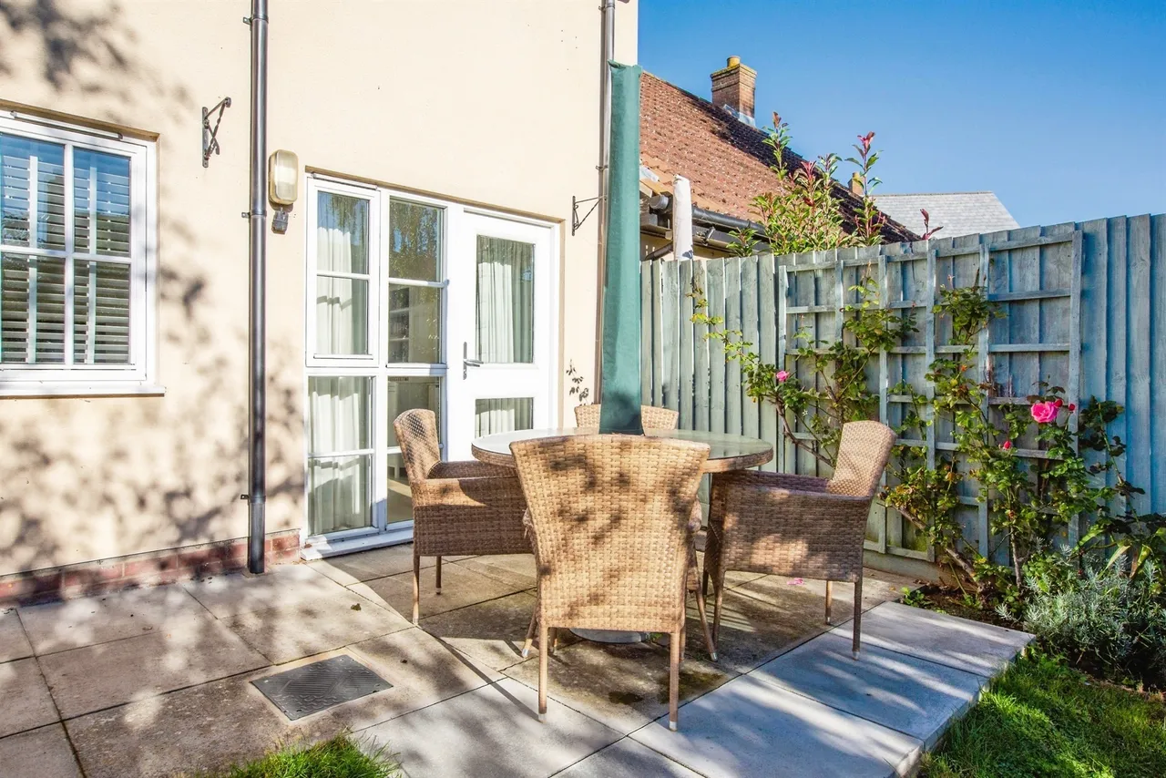 Bucksherd Close, Great Cambourne, CB23, photo 14