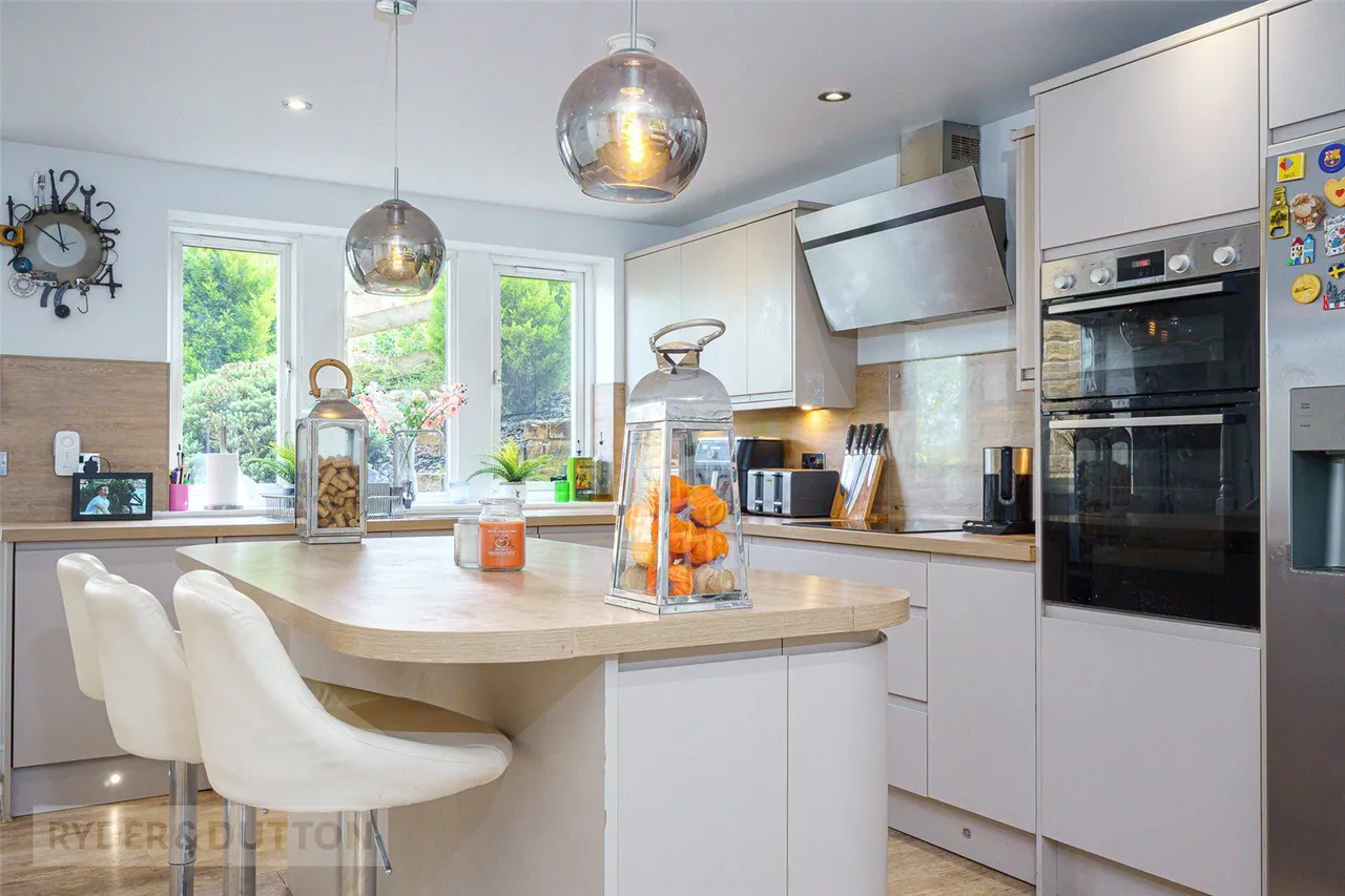 Crofton Close, Linthwaite, HD7, photo 4
