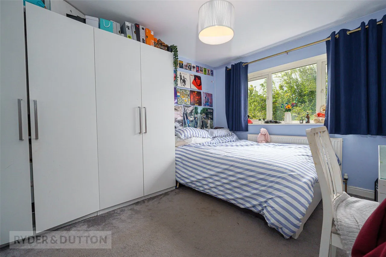 Crofton Close, Linthwaite, HD7, photo 16