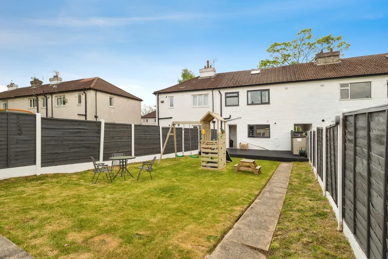 Newville Drive, Manchester, Greater Manchester, M20, photo 16