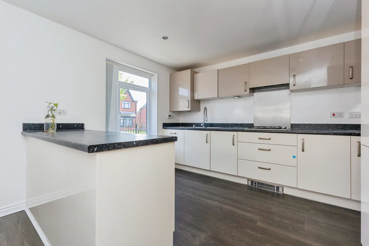 Thorn Way, Audenshaw, M34, photo 4