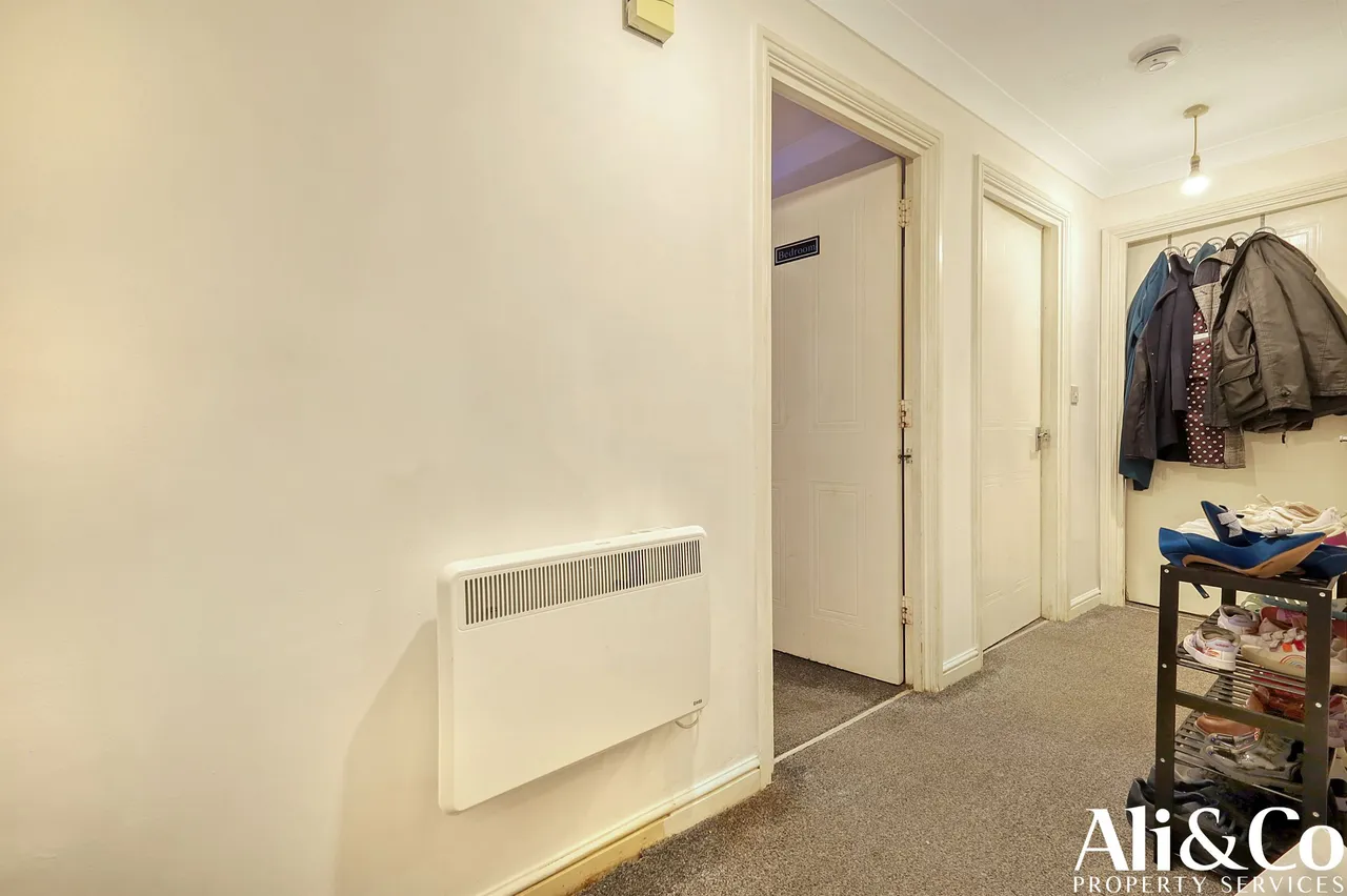 Rawlyn Close, Chafford Hundred, Essex, RM16 6BS, photo 6