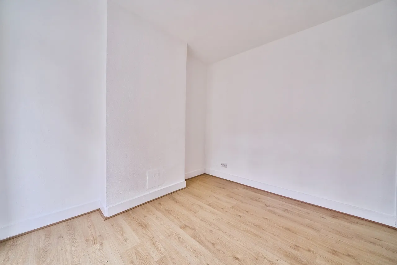 Tavistock Road, London, E15, photo 11