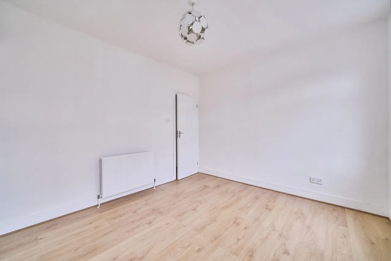 Tavistock Road, London, E15, photo 13