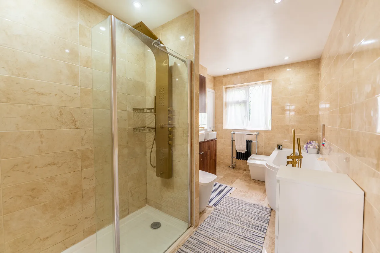Gleneagles, Tamworth, B77, photo 18