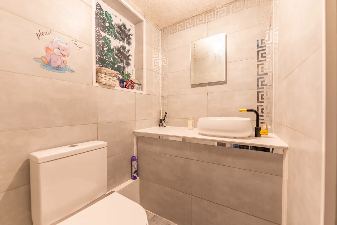 Gleneagles, Tamworth, B77, photo 27