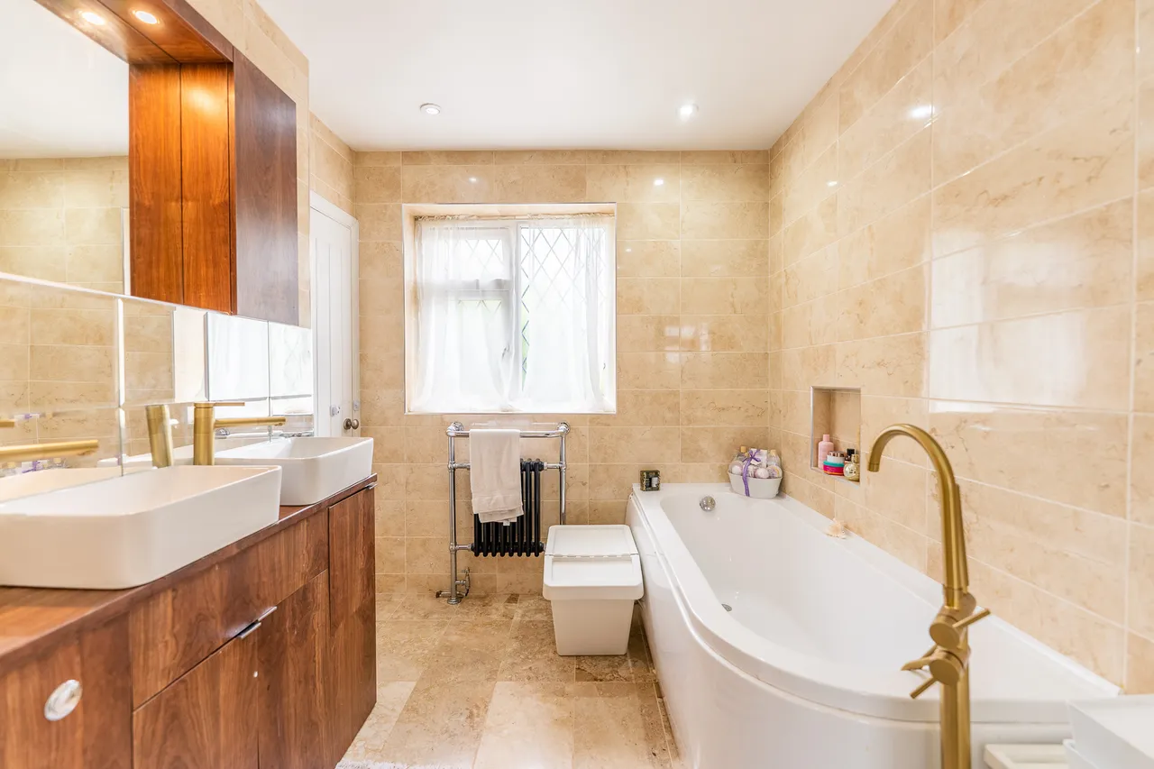 Gleneagles, Tamworth, B77, photo 11