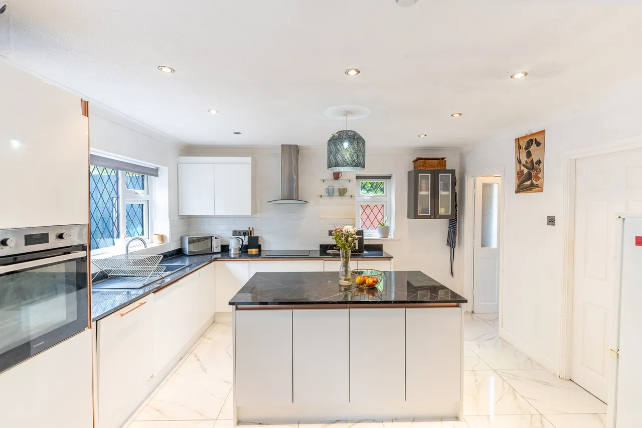 Gleneagles, Tamworth, B77, photo 6