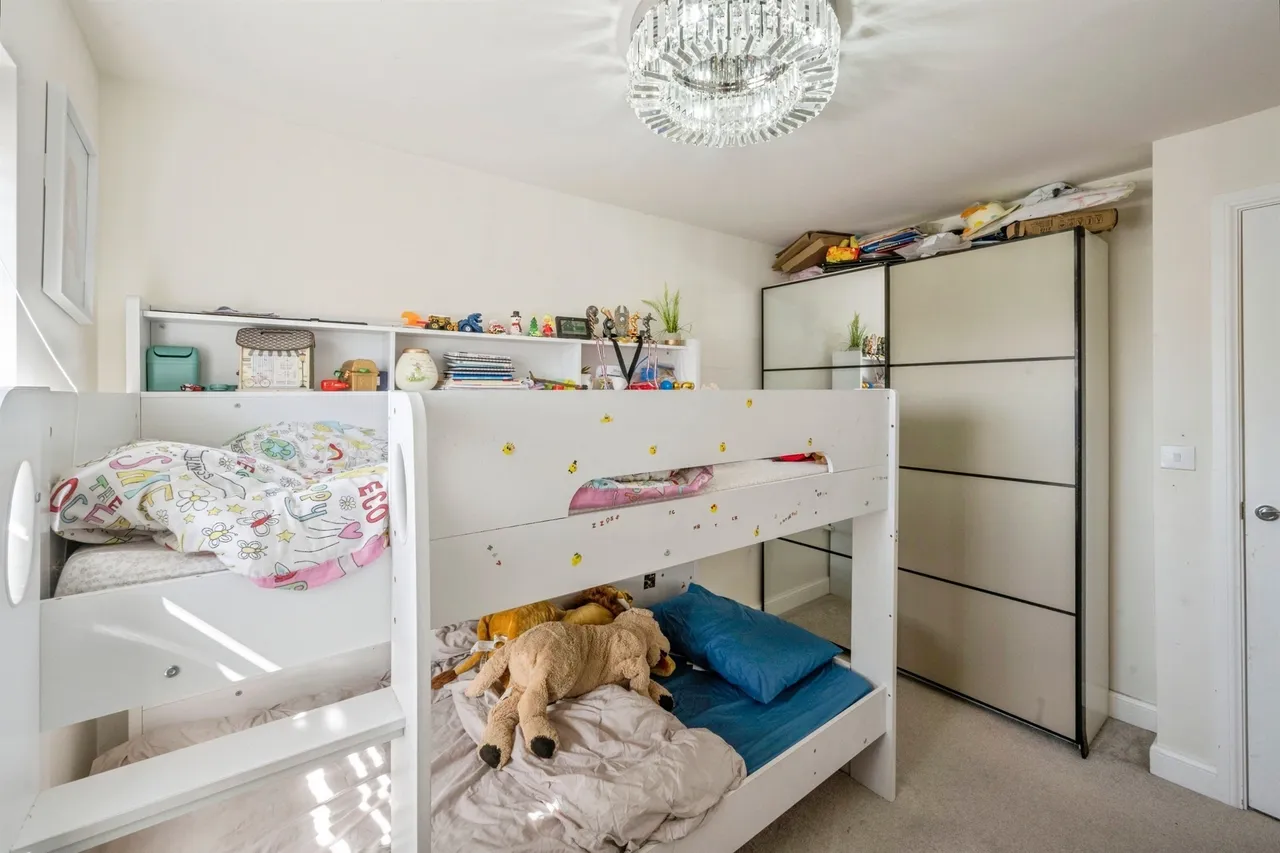 Collier Close, New Rossington, DN11, photo 10