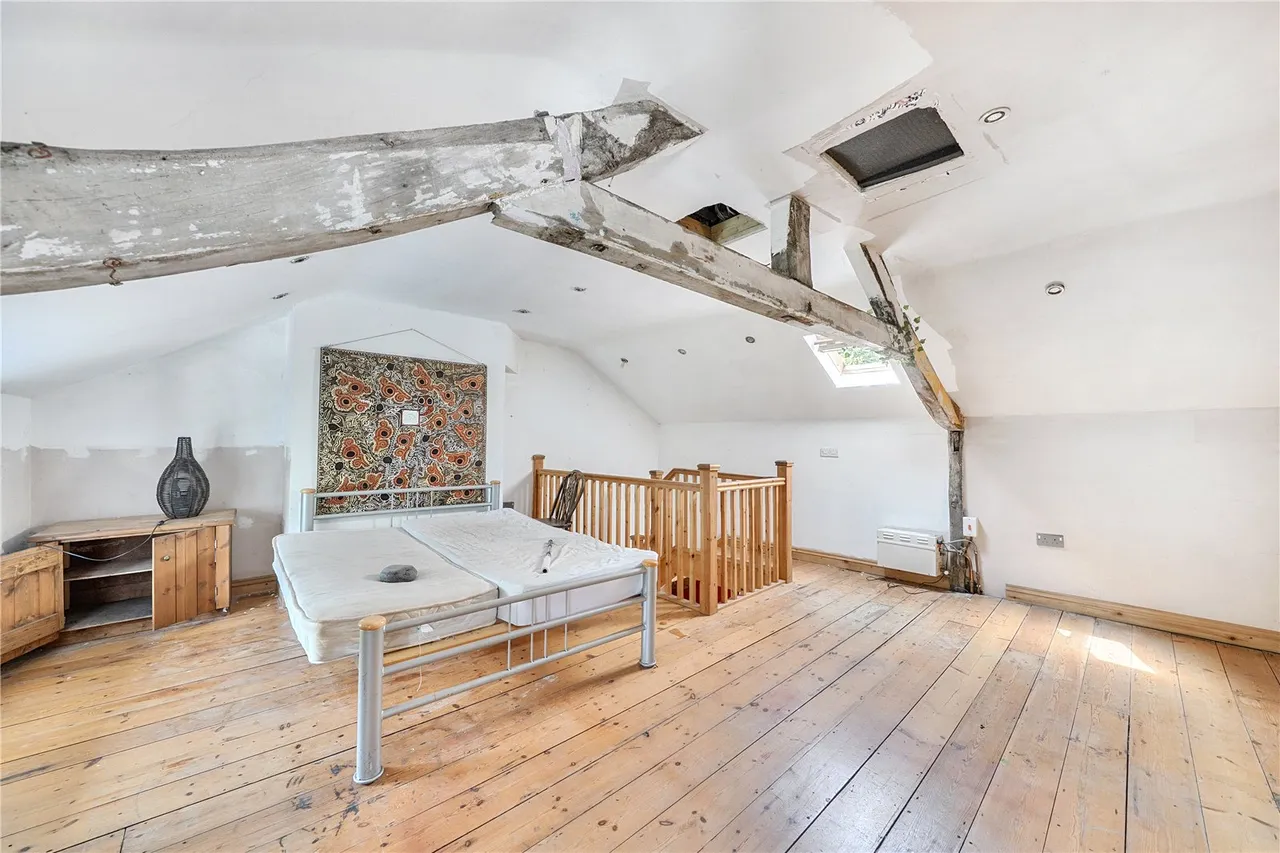 Watergate Street, Llanfair Caereinion, Welshpool, Powys, SY21 0RE, photo 26