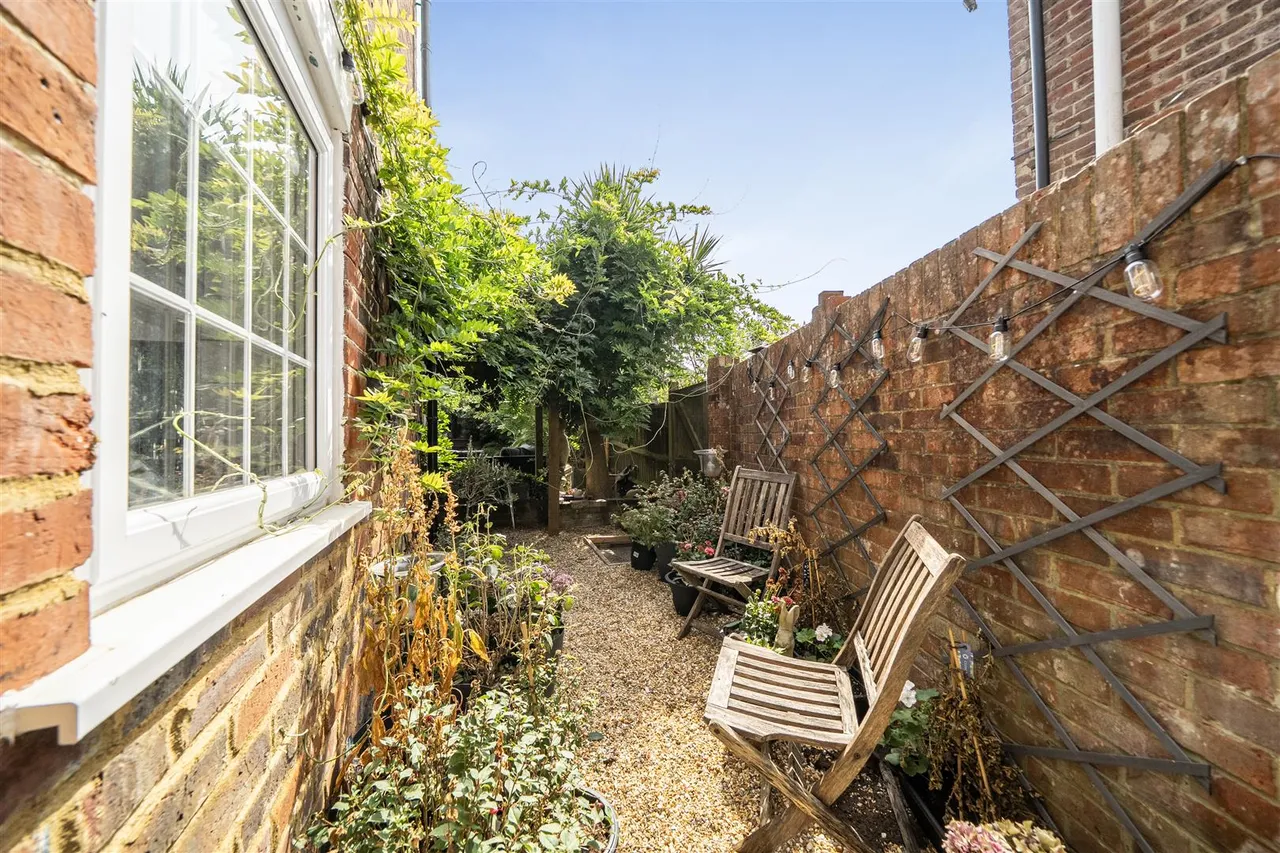 Catisfield Lane, Catisfield, Fareham, photo 9