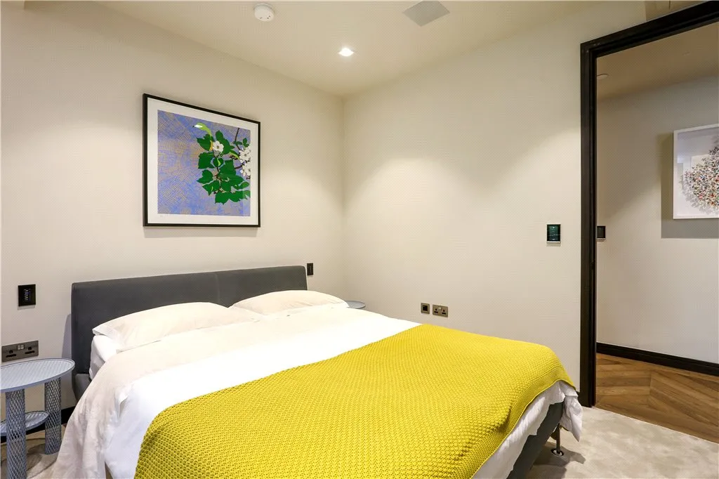Earls Way, London, SE1, photo 14