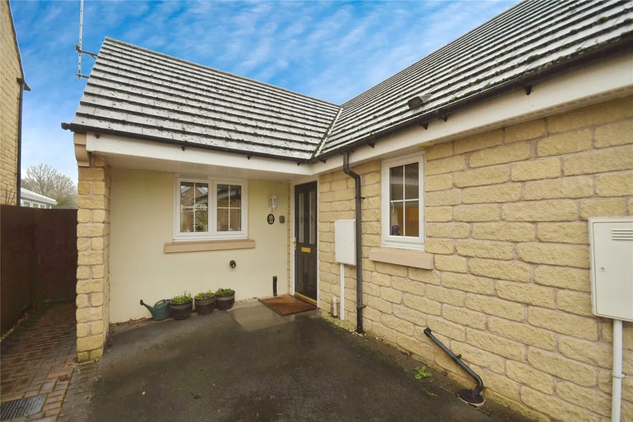 Barn Owl Close, Church Warsop, Mansfield, Nottinghamshire, NG20, photo 2