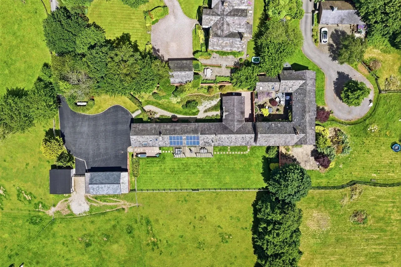 Chelford Road, Henbury, Macclesfield, photo 50