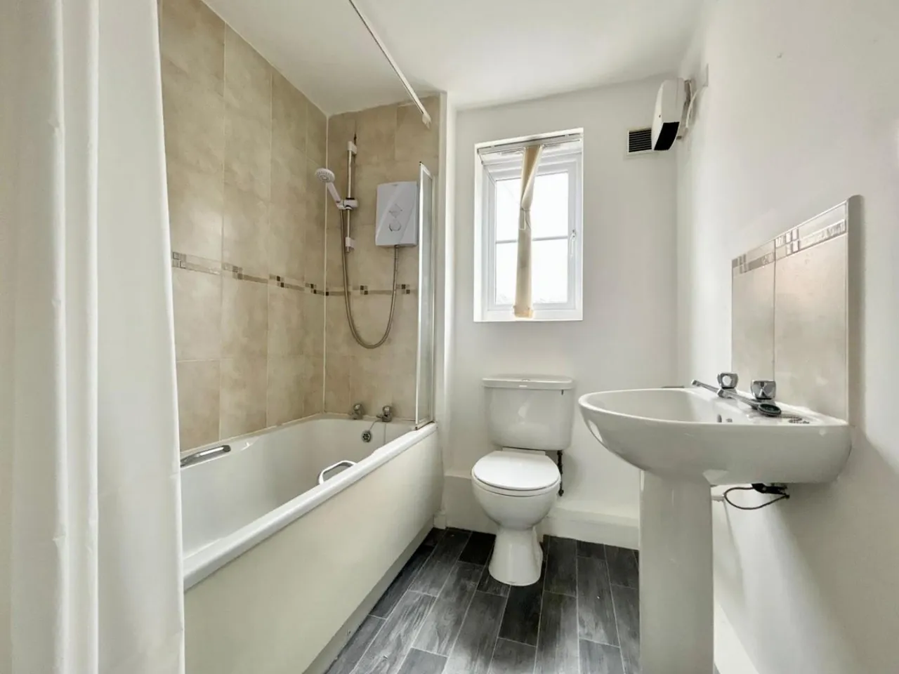 Pennyfields, Bolton Upon Dearne, S63, photo 10