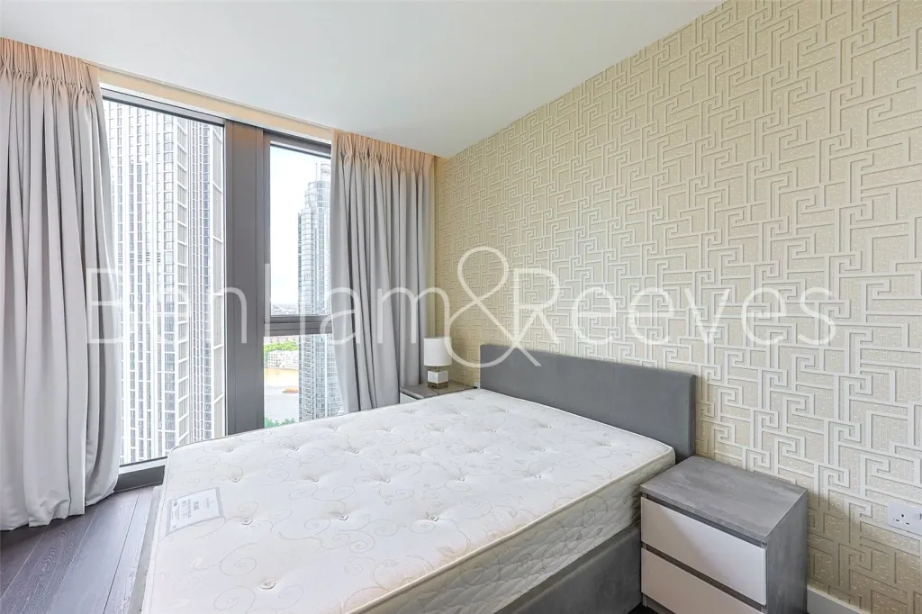 Bondway, Vauxhall, SW8, photo 6