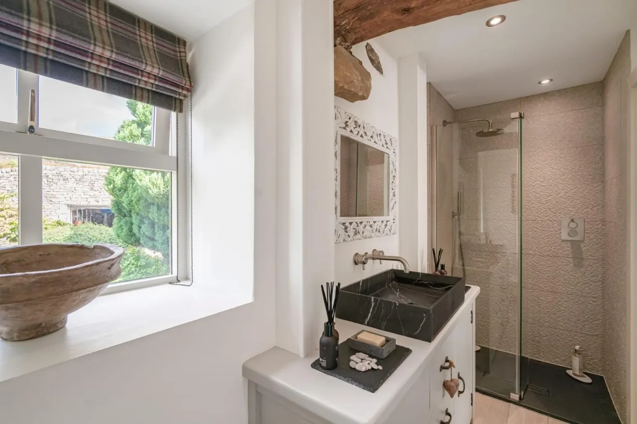 White House Barn, Skyreholme, BD23, photo 38