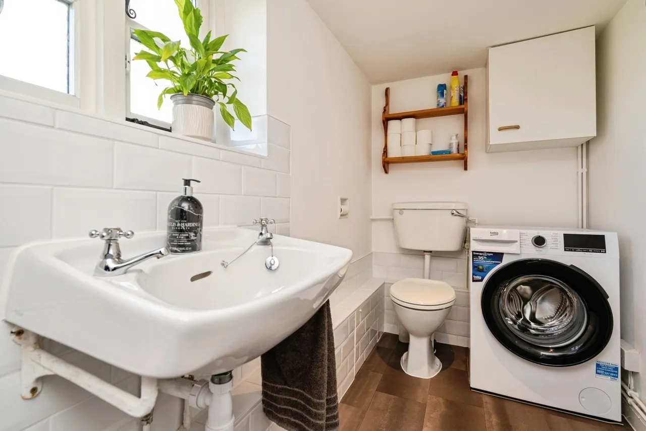 Cromer Road, Lower Gresham, Norwich, Norfolk, NR11, photo 13
