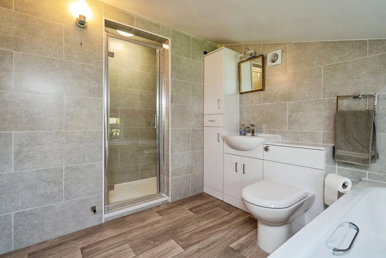 Cromer Road, Lower Gresham, Norwich, Norfolk, NR11, photo 6